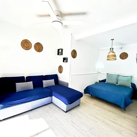 906 Valle Lu
